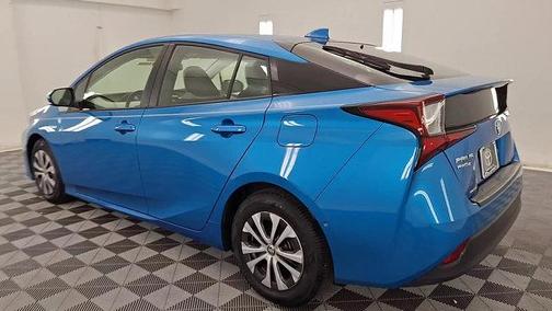 2022 Toyota Prius LE