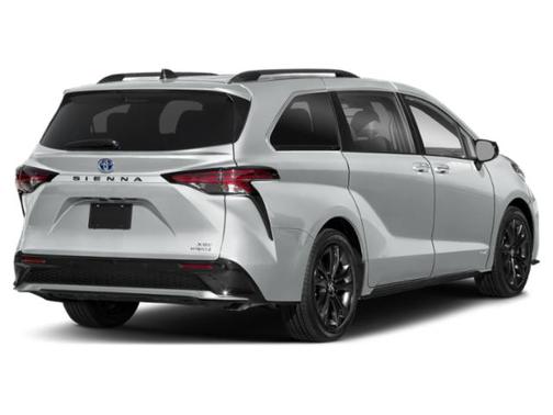 2025 Toyota Sienna XSE 7 Passenger