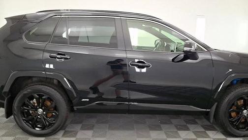 2023 Toyota RAV4 Hybrid SE