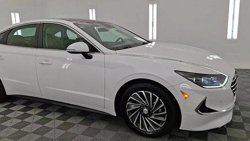2020 Hyundai SONATA Hybrid Limited