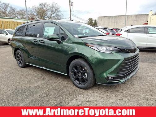 2026 Toyota Sienna Woodland Edition