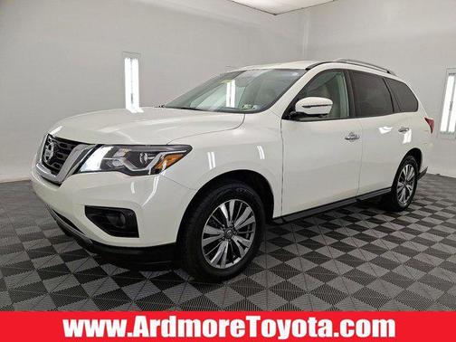 2020 Nissan Pathfinder SL