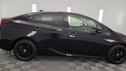 2022 Toyota Prius L