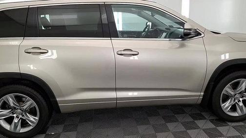 2014 Toyota Highlander Limited Platinum