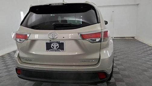 2014 Toyota Highlander Limited Platinum