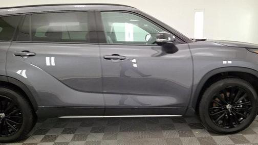 2025 Toyota Highlander XSE