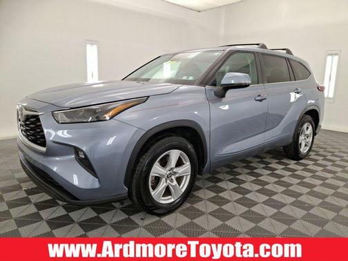 2023 Toyota Highlander LE