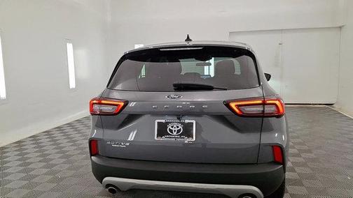 Carbonized Gray Metallic 2024 Ford Escape Active