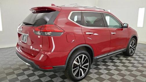 Palatial Ruby 2017 Nissan Rogue SL