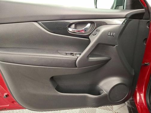 Palatial Ruby 2017 Nissan Rogue SL