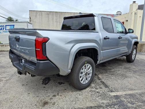 2025 Toyota Tacoma SR