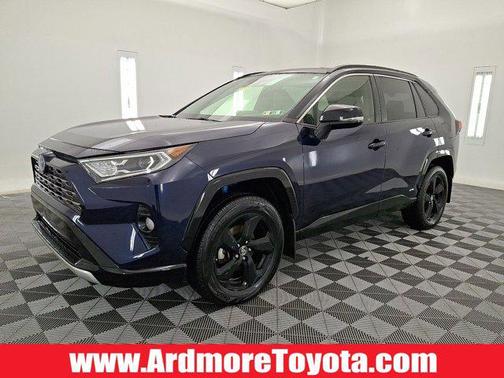 2019 Toyota RAV4 Hybrid SE