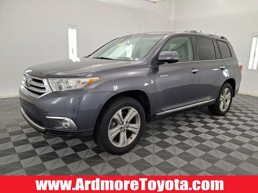 Gray 2012 Toyota Highlander Limited