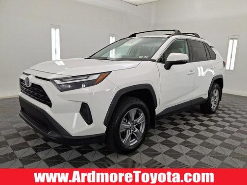 2022 Toyota RAV4 Hybrid XLE