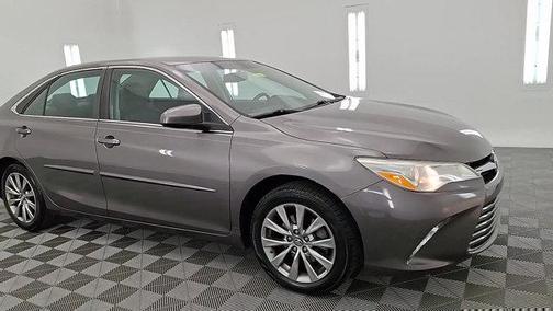 2017 Toyota Camry XLE