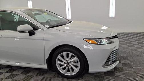 Ice Edge 2023 Toyota Camry LE