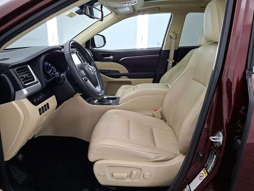 Ooh La La Rouge Mica 2016 Toyota Highlander Limited
