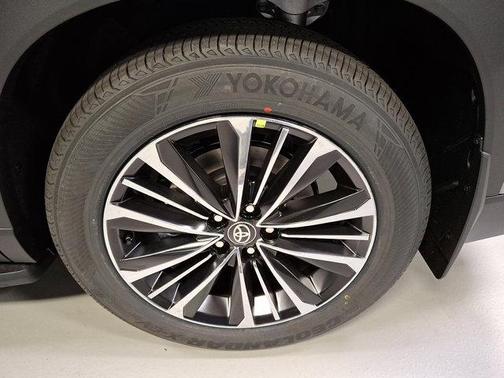 2026 Toyota Grand Highlander Hybrid Limited MAX