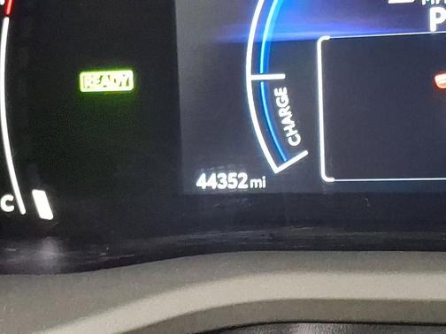 Ice Cap 2025 Toyota Camry LE