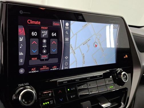 Magnetic Gray Metallic 2022 Toyota Highlander Platinum