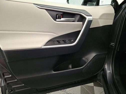 Magnetic Gray Metallic 2025 Toyota RAV4 Hybrid XLE