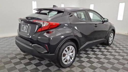 2020 Toyota C-HR LE