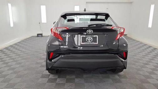 2020 Toyota C-HR LE