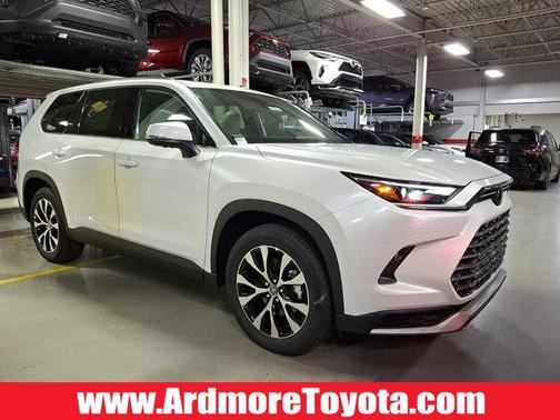 2026 Toyota Grand Highlander Hybrid Limited MAX