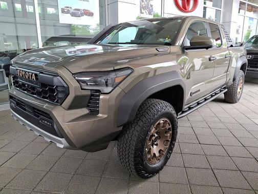 Bronze Oxide 2026 Toyota Tacoma Hybrid Trailhunter