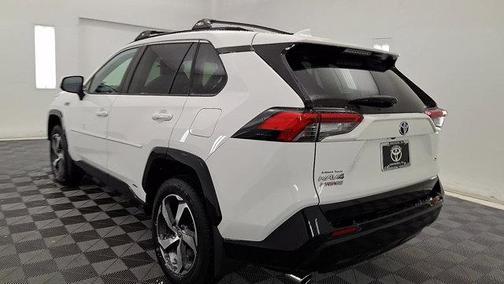 2024 Toyota RAV4 Prime SE