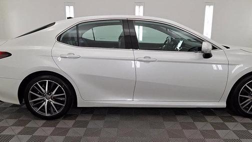 2023 Toyota Camry XLE