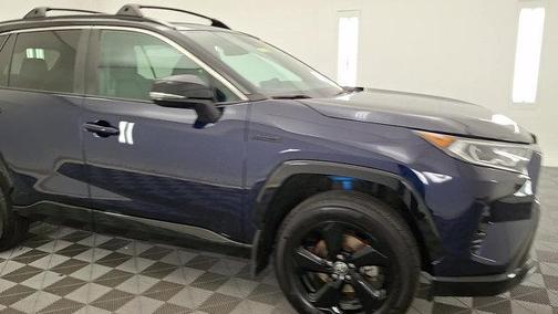 2021 Toyota RAV4 Hybrid SE