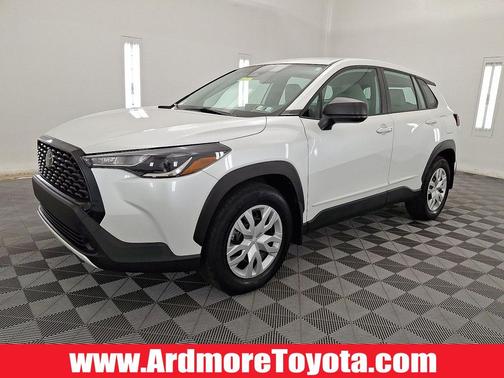 Wind Chill Pearl 2023 Toyota Corolla Cross L