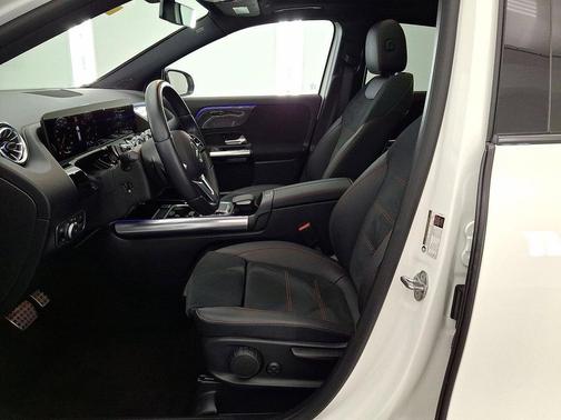 White 2022 Mercedes-Benz GLA 250 4MATIC