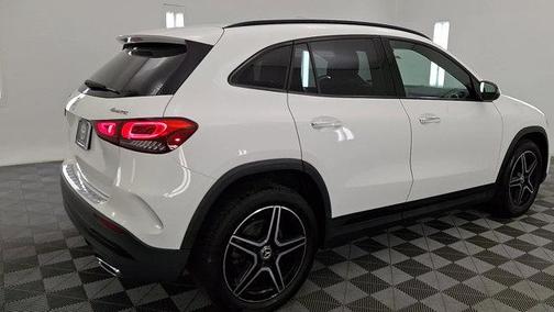 White 2022 Mercedes-Benz GLA 250 4MATIC