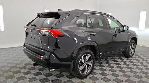 2021 Toyota RAV4 Prime SE
