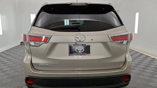 2015 Toyota Highlander LE Plus