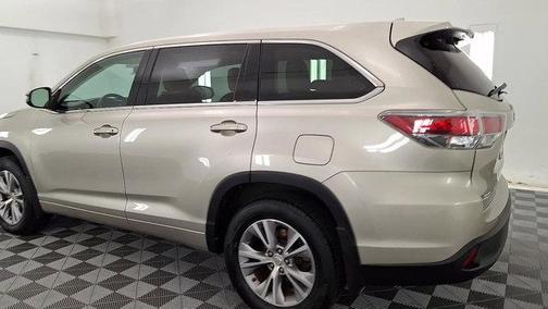 2015 Toyota Highlander LE Plus