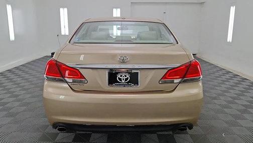 2011 Toyota Avalon Limited