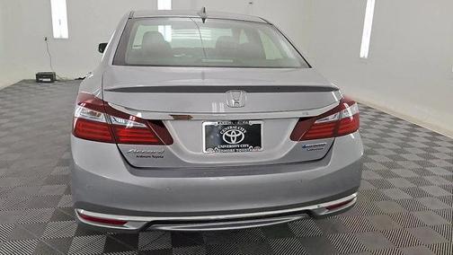 2017 Honda Accord Hybrid Touring
