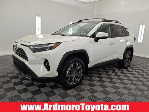 Blizzard Pearl 2022 Toyota RAV4 Hybrid Limited