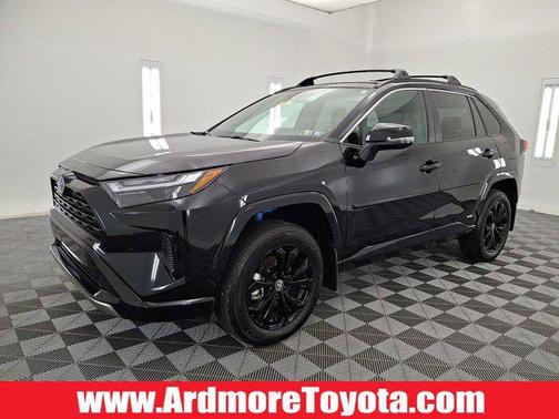 2023 Toyota RAV4 Hybrid SE