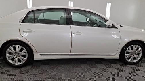 2011 Toyota Avalon Base
