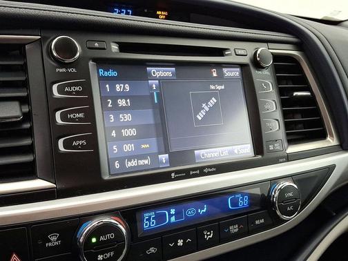 Blizzard Pearl 2018 Toyota Highlander XLE
