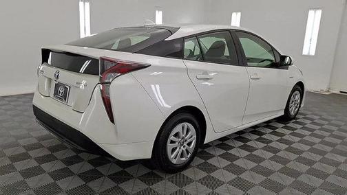 2018 Toyota Prius One