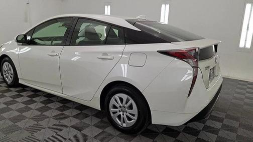 2018 Toyota Prius One