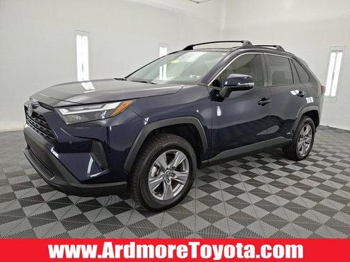 2022 Toyota RAV4 Hybrid XLE