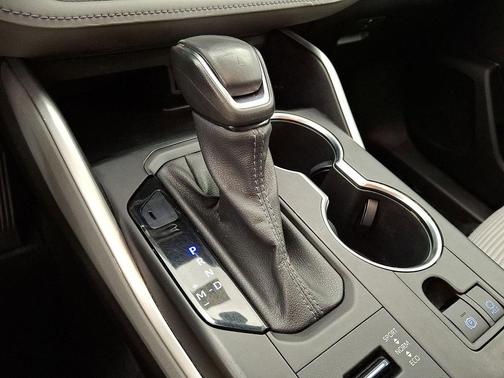 Magnetic Gray Metallic 2022 Toyota Highlander LE