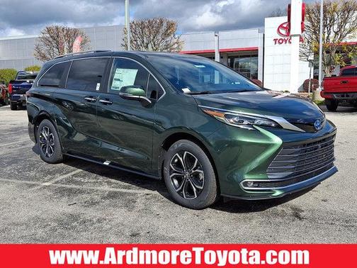 2025 Toyota Sienna Platinum