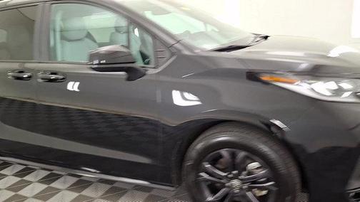 2025 Toyota Sienna XSE 7 Passenger